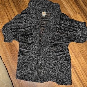 Short sleeve , open front sweater